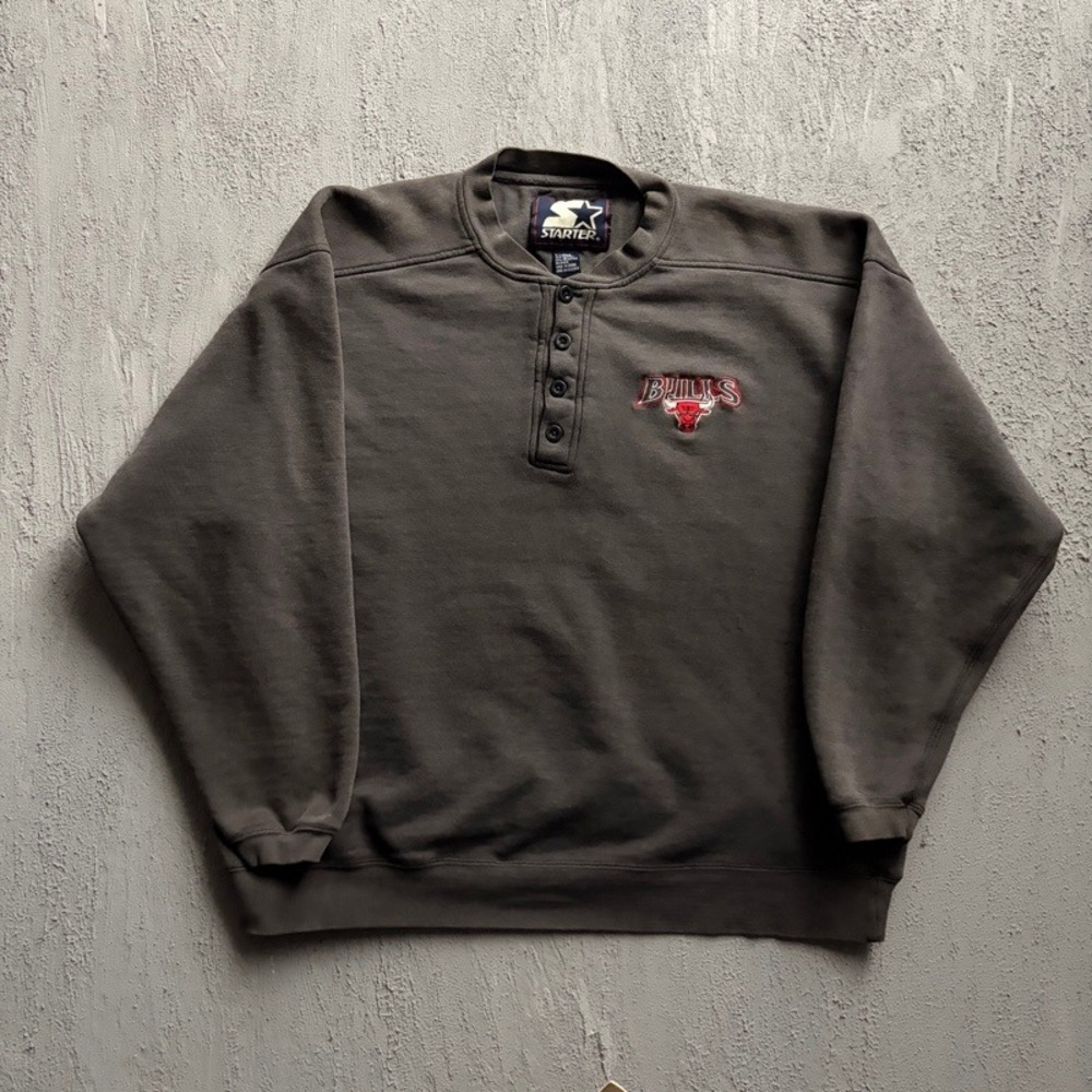 Vintage Chicago Bulls Sweatshirt XL Black 1990s Henley NBA Starter
